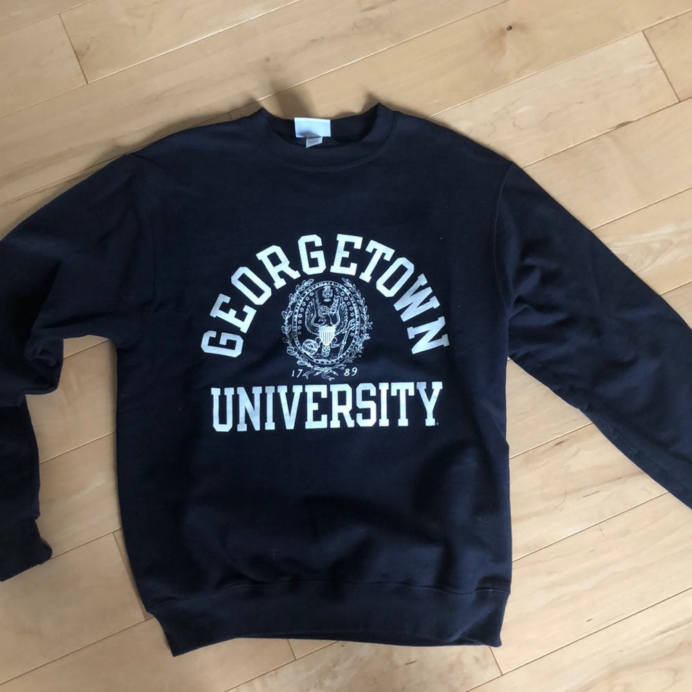Georgetown university sweatshirt